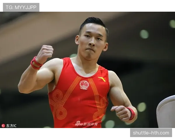 肖若腾这训练强度，一天三练完还能笑着吃水煮菜？